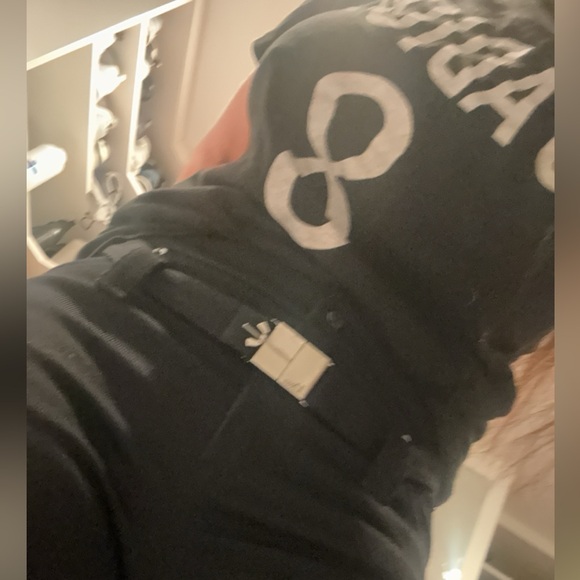 100% Authentic Christian Dior pants 😍 so CUTE has built in belt - Picture 1 of 7